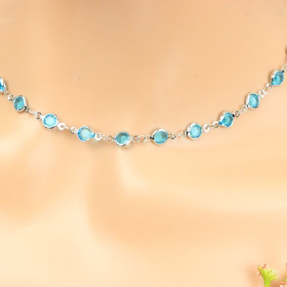 "Minimalist Necklace – Timeless, Elegant Jewelry for Her, MAR091093 - Picture 10 of 10